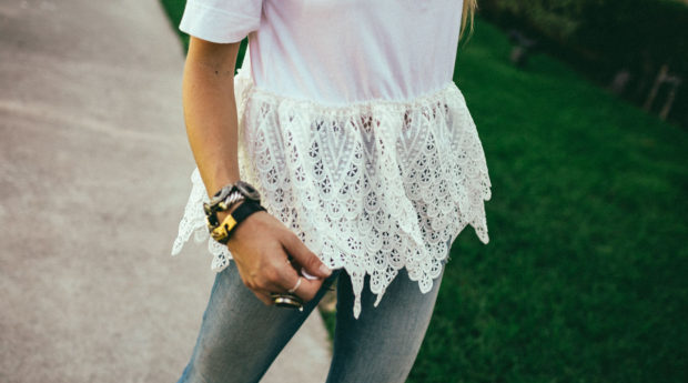 lace-tee-endless-rose